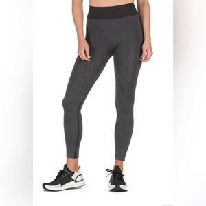 ⭐️ Adidas Primeknit Legging